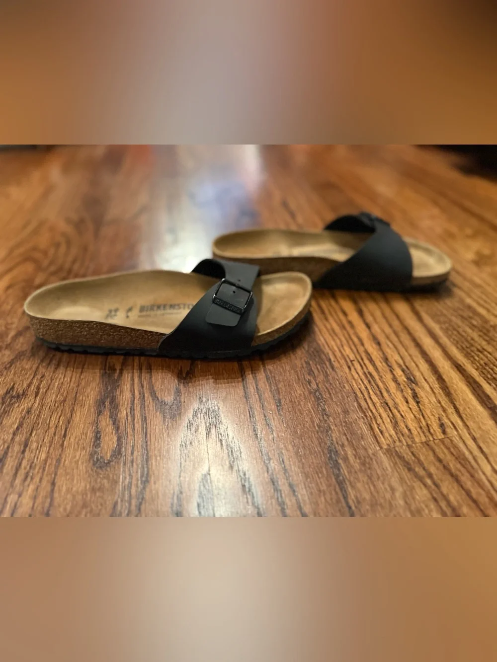 Birkenstock Men’s Black Madrid Single Strap Sandal Size 39